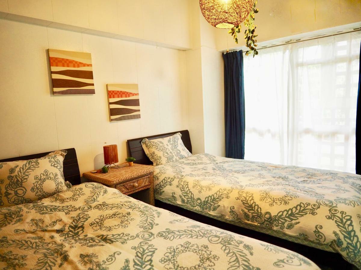 Holiday Homes Tsuboya 301 Наха Екстериор снимка